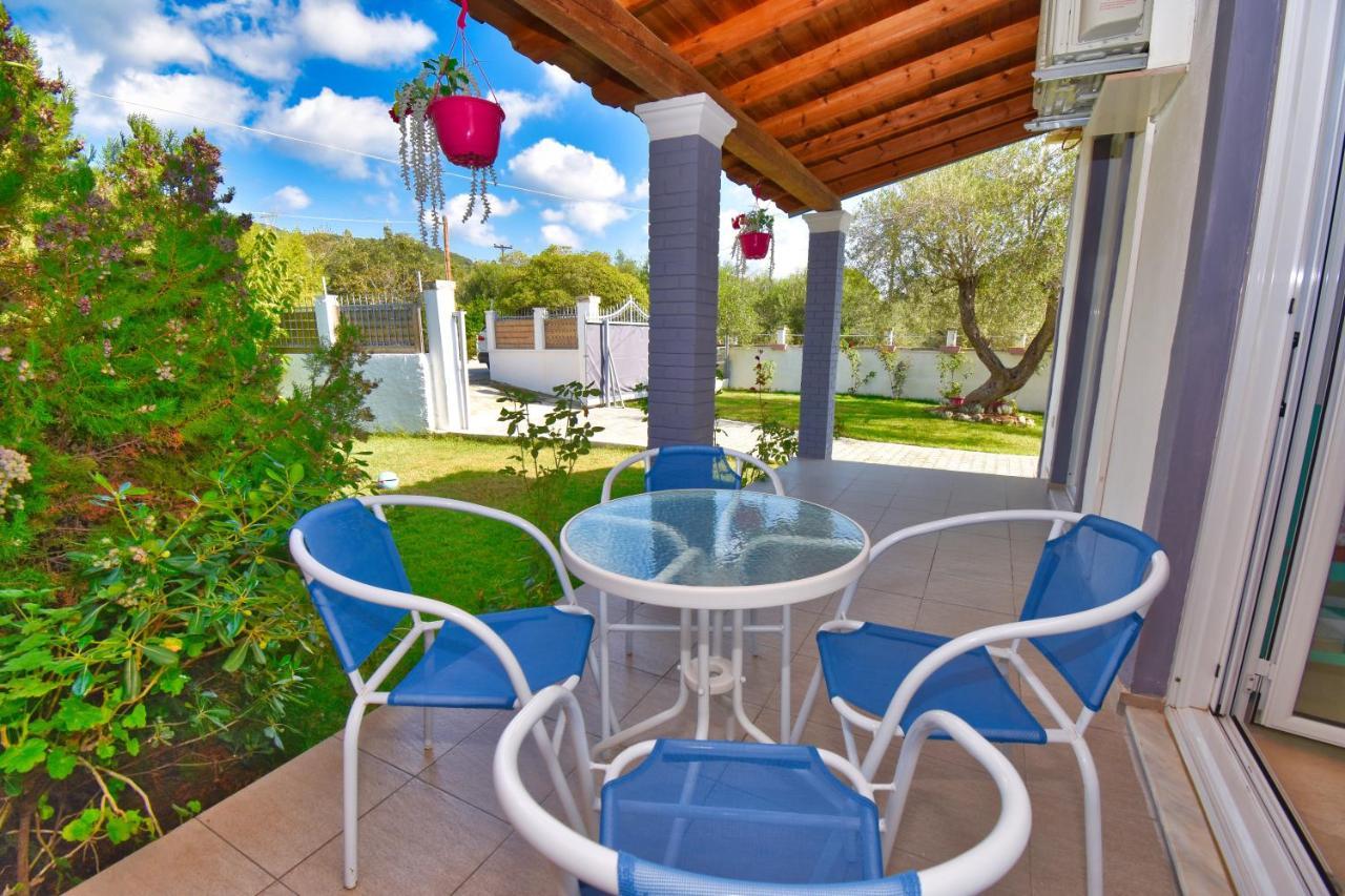 Ninas Cottage Línia المظهر الخارجي الصورة