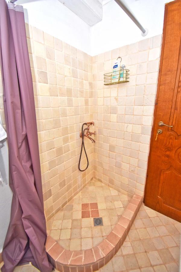 Ninas Cottage Línia المظهر الخارجي الصورة